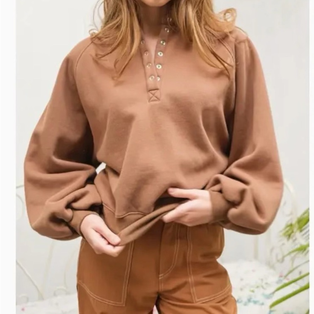 Papermoon Lola Snapped Collared Pullover